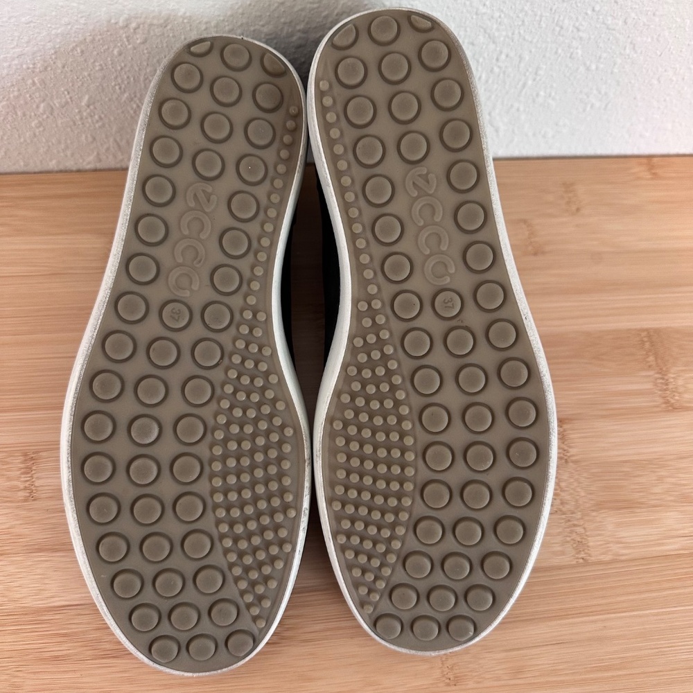 Ecco Soft 7 Low Cut Zip Bootie, Black, Size 6 - 6.5 - Picture 11 of 11